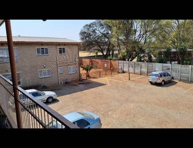2 BEDROOM APARTMENT FOR SALE IN WITFIELD